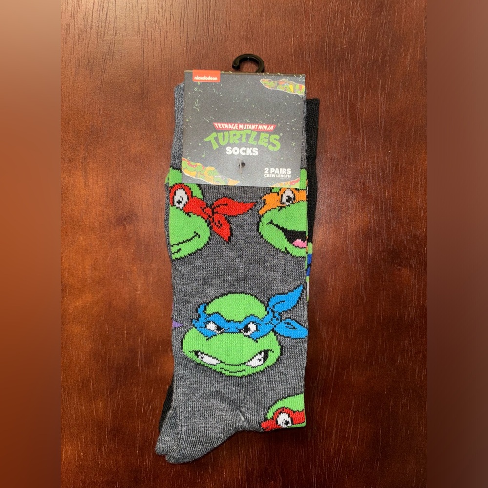 TEENAGE MUTANT NINJA TURTLES NOVELTY CREW SOCKS NWT MEN’S SHOE SIZE 8-12